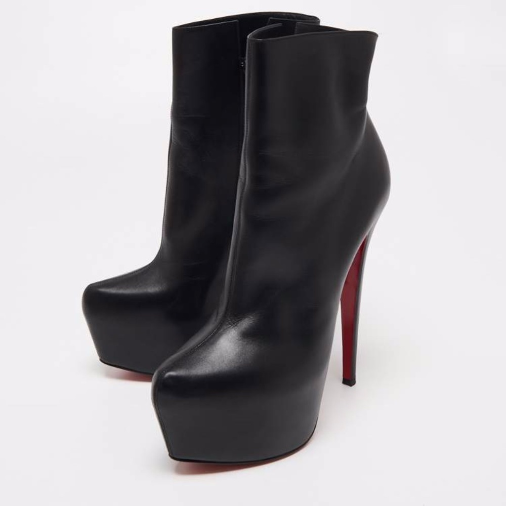 christian louboutin daffodile boots